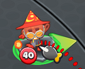 Wall of Fire Monkey targeting a bloon